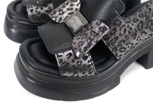 Pantofi casual dama din piele naturala cu imprimeu floral - model Luna