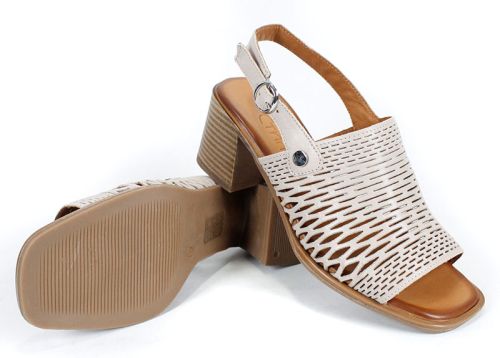 Pantofi casual dama din piele naturala cu imprimeu floral - model Luna