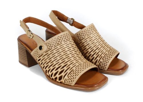Pantofi casual dama din piele naturala cu imprimeu floral - model Luna