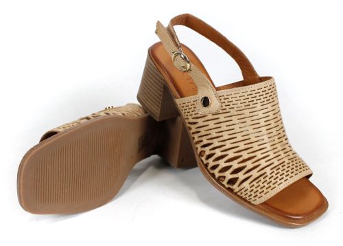 Pantofi casual dama din piele naturala cu imprimeu floral - model Luna