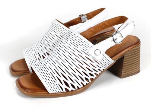Pantofi casual dama din piele naturala cu imprimeu floral - model Luna