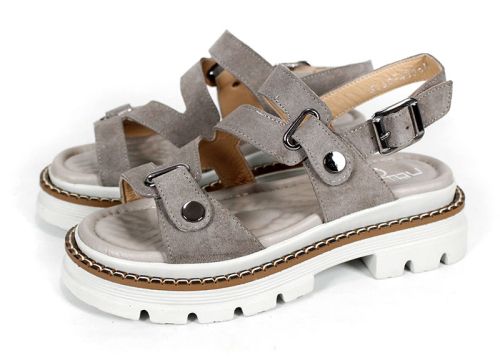 Sandale damă Terra Rise din velur natural în culoare vizon cu talpă albă