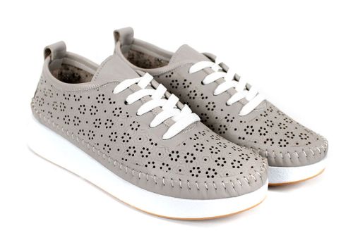 pantofi de vară Magia Fiore din piele naturală cu perforații și talpă albă flexibilă