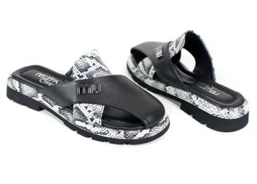 Notte Viva – papuci damă din piele cu imprimeu șarpe și negru | Peshtera Stil