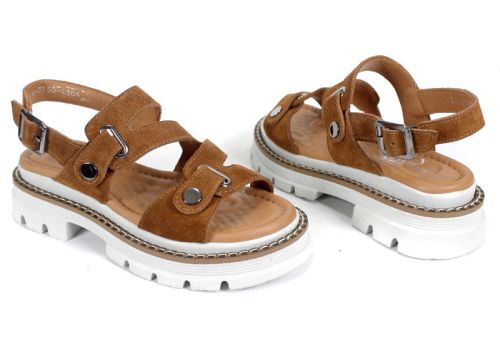 sandale damă Terra Rise din piele întoarsă scorțișoară cu talpă albă