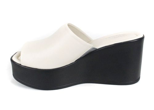 Sabo Magia Notturna din piele naturală, culoare bej, cu platformă neagră înaltă