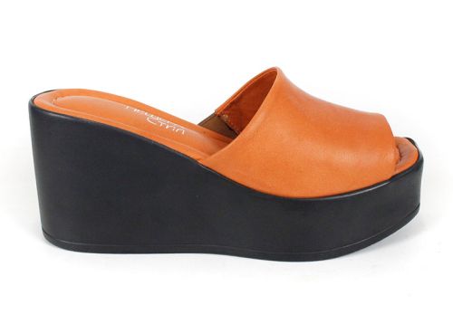 saboți damă Magia Notturna cărămiziu-maro piele naturală cu platformă neagră