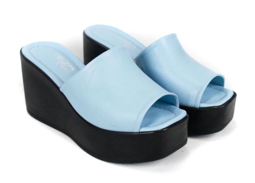 Saboți de damă Magia Notturna din piele naturală bleu cu platformă înaltă neagră