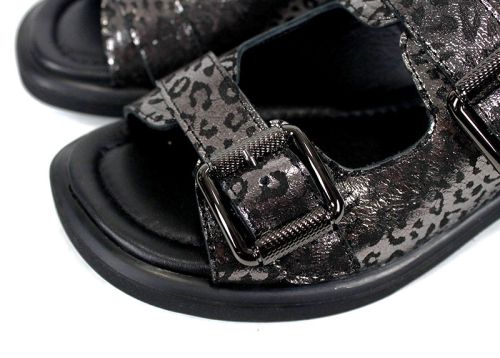 Papuci damă Silver Wild din piele naturală, leopard argintiu, curele reglabile.