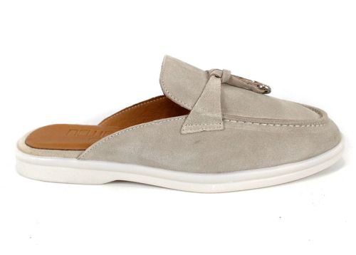 Papuci de damă Duna Beige din velur cu ciucure și talpă albă