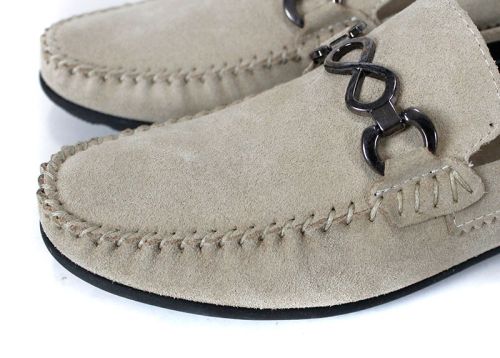 Mocasini bărbătești Lusso Vento din piele întoarsă cu detaliu metalic