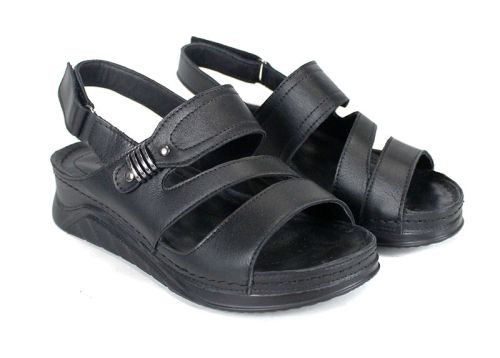 Astra Nero – sandale damă din piele naturală neagră cu platformă joasă, căptușeală și brant din piele, model comod cu închidere velcro