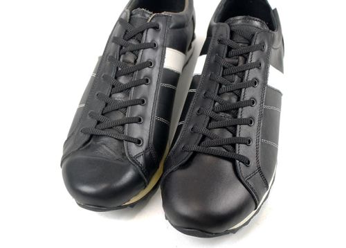 Încălțăminte sport pentru bărbați în alb și negru - Model Erol.