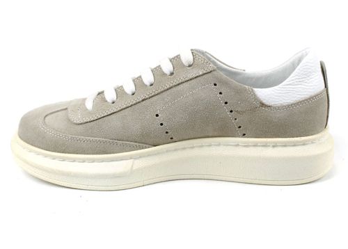 Pantofi sport barbati din piele intoarsa naturala in bej - Model Ringo.