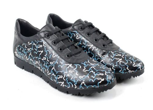 Mocasini pentru femei în negru - Model Carla.