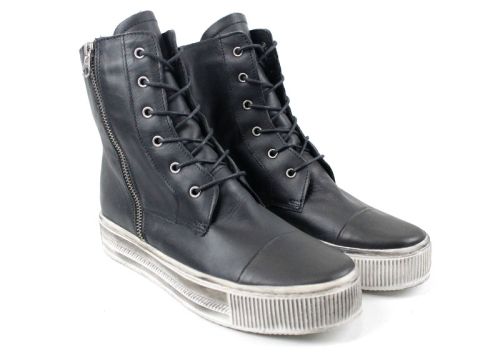 Ghete de dama din piele naturala de culoare neagra - model Kameya.