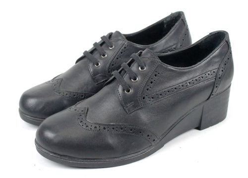 Mocasini pentru femei în negru - Model Carla.