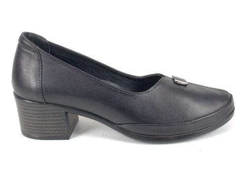 Pantofi damă Linea Classica din piele naturală, negri, cu toc mediu stabil și design clasic.