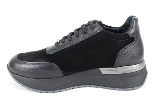 Pantofi sport damă Bruna Forte – piele naturală și velur, negri, cu talpă flexibilă.