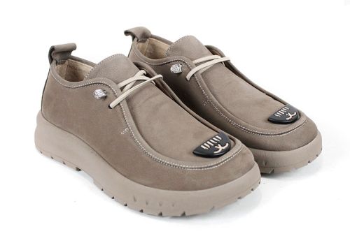 Pantofi damă Linea Libera din nabuc natural, vison, cu șireturi elastice și talpă din cauciuc.