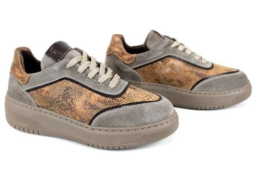 Pantofi sport damă premium Serpente Visone din velur vison și print șarpe, cu talpă cusută din cauciuc.