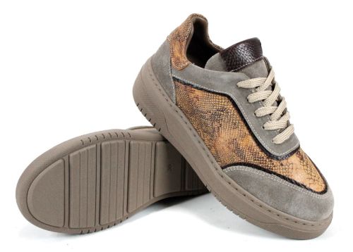 Pantofi sport damă premium Serpente Visone din velur vison și print șarpe, cu talpă cusută din cauciuc.