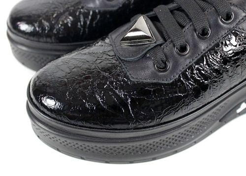 Pantofi damă Scala Moda negru – model fashion din lac presat și piele naturală, cu talpă comodă și accesoriu metalic