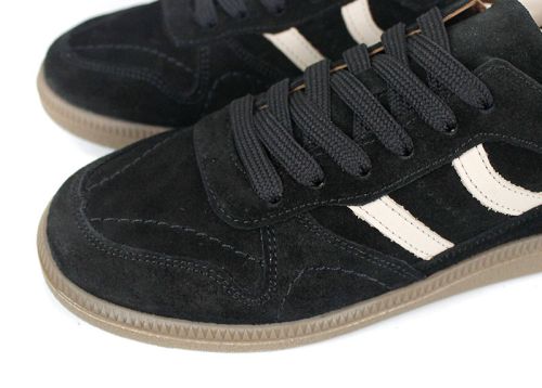 Pantofi sport retro damă Auria Tempo din piele întoarsă naturală – negru cu accente bej