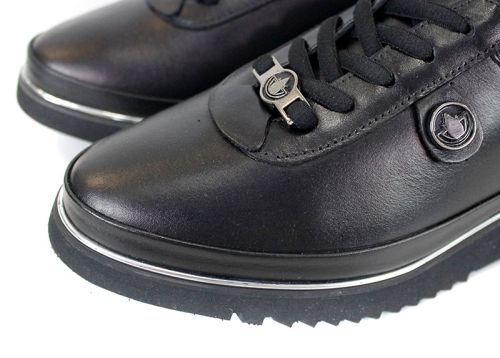 Pantofi damă Linea Nova – piele naturală și talpă neagră