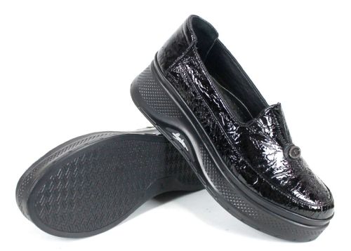 Pantofi damă Luce Nera – lac natural și platformă comodă