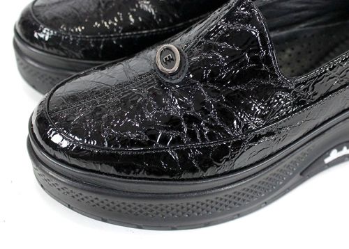 Pantofi damă Luce Nera – lac natural și platformă comodă