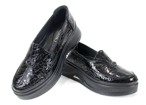 Pantofi damă Luce Nera – lac natural și platformă comodă