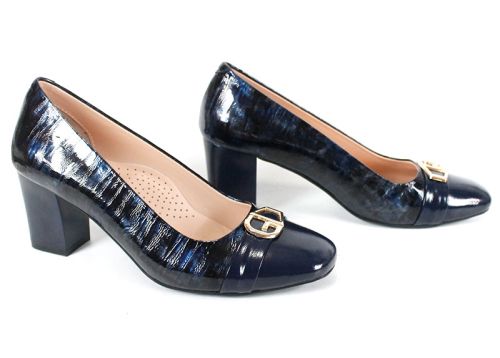 pantofi damă Notte Brillante din lac natural albastru închis cu toc și detaliu auriu