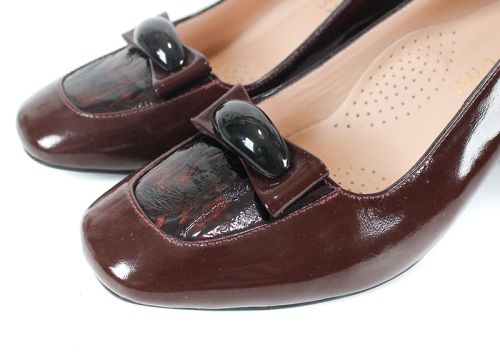 pantofi damă Eleganza Rubino din lac natural bordo cu toc și detaliu decorativ