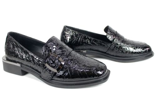 Pantofi damă Veora din lac natural texturat negru cu cataramă metalică