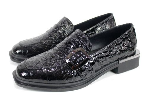 Pantofi damă Veora din lac natural texturat negru cu cataramă metalică