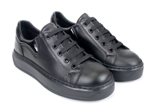 sneakers damă din piele naturală și lac negru cu talpă sport cusută și branț din piele naturală