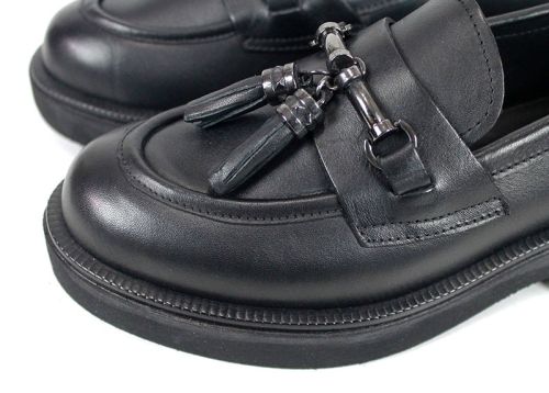 loafers damă Doux Éclat din piele naturală neagră cu detaliu metalic și talpă ușoară