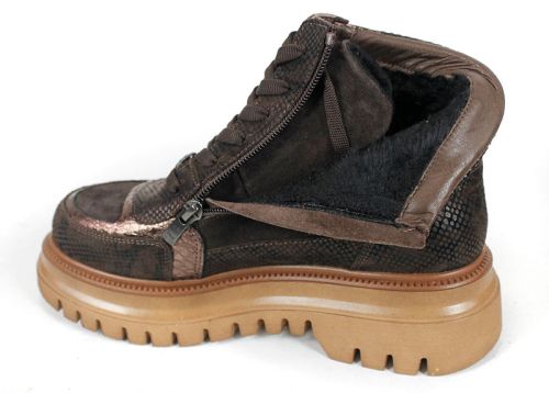 Botine sport damă Bronza Forte din piele naturală și piele întoarsă în nuanțe de maro, cu detalii bronz și talpă înaltă.