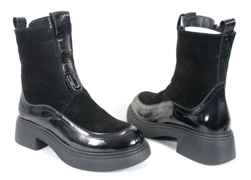 ghete de damă Velura Nera din piele naturală velur și lac negru, cu elastic frontal și fermoar lateral