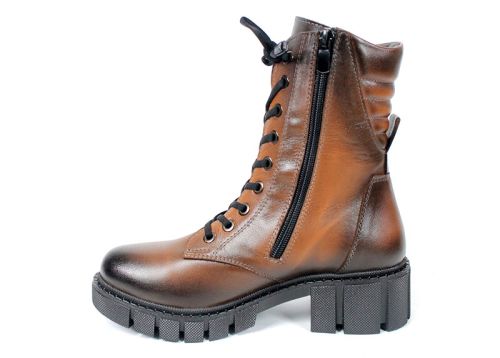 Ghete damă Linea Ombra din piele naturală – maro deschis, efect antichizat | Peshtera Stil