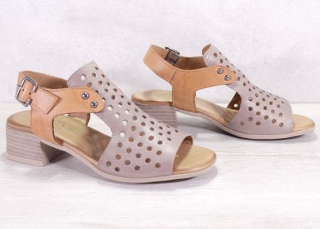 Дамски сандали на нисък ток от естествена кожа във визонено и светло кафяво - Модел Карина.