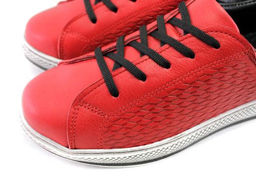 Pantofi sport pentru femei în roșu - Model Irma.