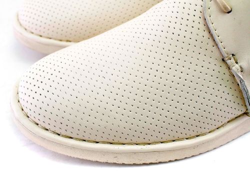 Pantofi de vară pentru bărbați în culoarea bej