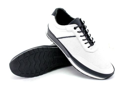 Pantofi casual pentru bărbați în alb