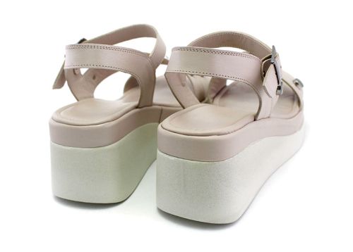 Sandale de dama pe platforma de culoare gri - Model Stella.