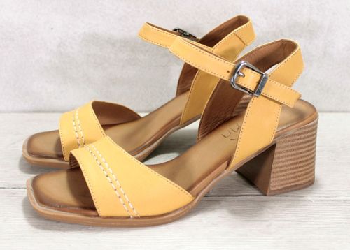 Sandale de dama cu toc din piele naturala de culoare galbena - model Jamila