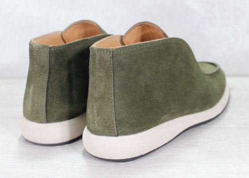 Pantofi de dama „Forest Whisper” din piele intoarsa verde